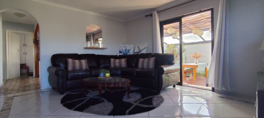 2 Bedroom Property for Sale in Colorado Western Cape